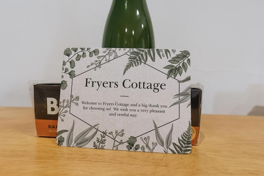 Fryers Cottage - Beautiful 2 Bedroom Town & Country Cottage On Edge Of Peak District Wirksworth エクステリア 写真